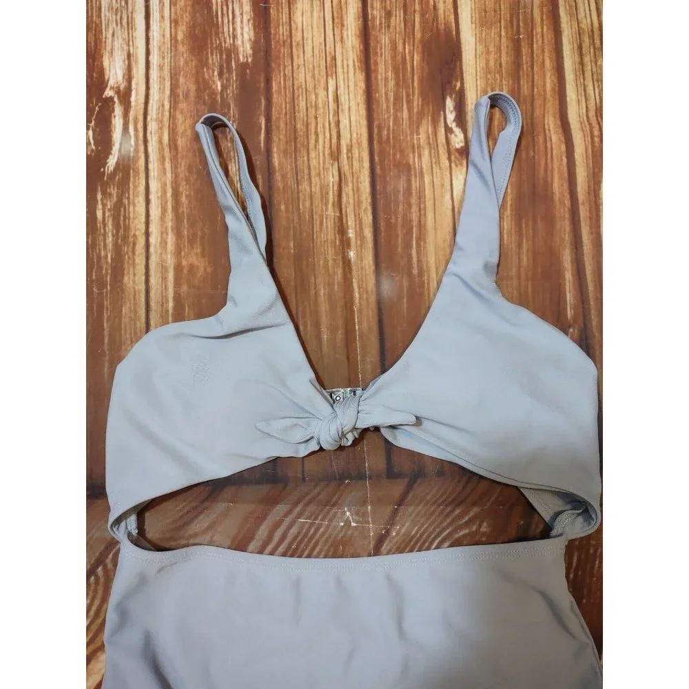 Monokini Swimsuit Light Gray Knot Front Solid One Piece Womens Size Small - Picture 4 of 10
